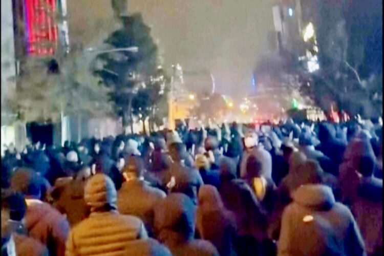 Iran protests: Activists say death toll spikes to at least 538